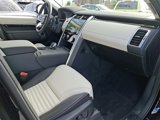 Certified 2025 Land Rover Discovery S image 4