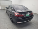 Used 2017 Honda Accord Sport image 5