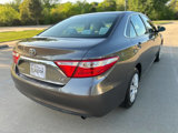Used 2016 Toyota Camry LE image 6