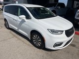 Used 2022 Chrysler Pacifica Touring-L image 2