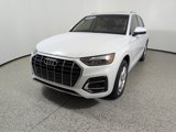 Used 2023 Audi Q5 2.0T Premium w/ Convenience Package image 3