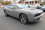 Used 2019 Dodge Challenger SXT image 4