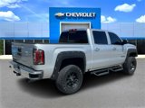 Used 2018 GMC Sierra 1500 SLT w/ SLT Premium Package image 3
