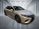 Used 2018 Toyota Camry SE image 3