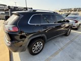 Used 2019 Jeep Cherokee Latitude w/ Popular Appearance Group image 2