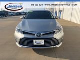 Used 2017 Toyota Avalon XLE Premium image 2