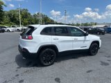 Used 2023 Jeep Cherokee Altitude Lux image 6