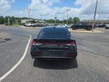 Used 2024 Hyundai Elantra Limited image 4