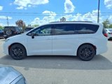 New 2025 Chrysler Pacifica Limited image 3