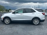 Used 2022 Chevrolet Equinox LS w/ LS Convenience Package image 4