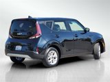 Used 2023 Kia Soul LX w/ LX Technology Package image 4