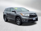 Used 2016 Toyota Highlander XLE image 2