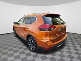 Used 2017 Nissan Rogue SL w/ SL Premium Package image 3