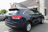 Used 2017 Kia Sorento LX w/ LX Convenience Package image 5