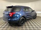 Used 2017 Ford Explorer XLT w/ Equipment Group 202A image 3