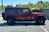 Used 2022 Jeep Wrangler Unlimited Sahara image 3