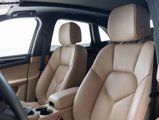 Used 2024 Porsche Macan image 5