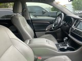 Used 2015 Toyota Highlander Limited image 4