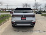 New 2025 Volkswagen Taos SE image 4