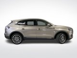 Used 2020 Lincoln Nautilus Reserve image 2