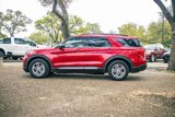Used 2020 Ford Explorer XLT w/ Equipment Group 202A image 3