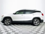 Used 2020 GMC Terrain SLT image 3