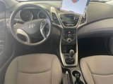 Used 2015 Hyundai Elantra SE image 3