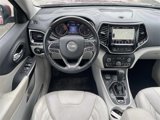 Used 2019 Jeep Cherokee Overland w/ Technology Group image 3