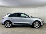 Certified 2024 Porsche Macan image 6