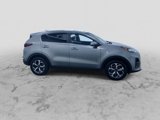 Used 2020 Kia Sportage LX image 2