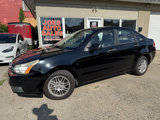 Used 2010 Ford Focus SE image 3