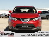 Used 2018 Nissan Rogue Sport SV image 2