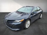 Used 2020 Toyota Camry XLE image 2