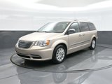 Used 2012 Chrysler Town & Country Limited w/ Luxury Group image 3