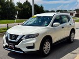 Used 2019 Nissan Rogue S image 2