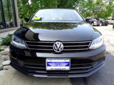 Used 2017 Volkswagen Jetta SE image 2