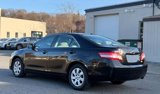 Used 2010 Toyota Camry LE image 6