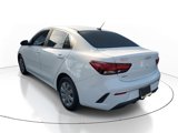 Used 2022 Kia Rio S image 2