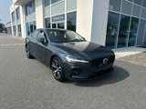 Used 2024 Volvo S60 B5 Core image 2