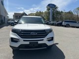 Used 2021 Ford Explorer XLT w/ Equipment Group 202A image 2