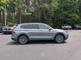 Used 2020 Volkswagen Tiguan SE image 4