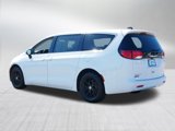 Used 2023 Chrysler Voyager LX image 5