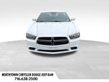 Used 2014 Dodge Charger SE w/ Connectivity Group image 2