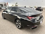 Used 2022 Hyundai Elantra Limited image 3