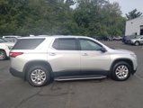 Used 2018 Chevrolet Traverse LS image 2