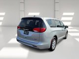 Used 2023 Chrysler Voyager LX image 5