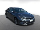 Used 2024 Kia Forte LXS image 3