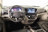 Used 2022 Chrysler Pacifica Touring-L image 2