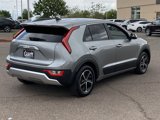 Used 2023 Kia Niro LX image 3