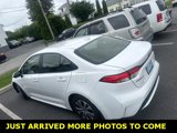 Used 2022 Toyota Corolla LE image 2